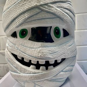 Scentsy Under Wraps Full Size Warmer